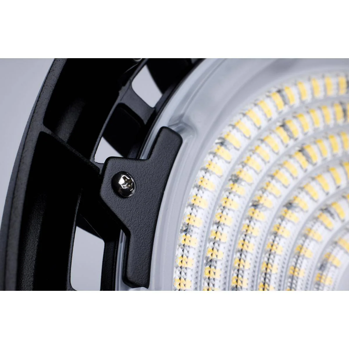 240 Watt UFO LED High Bay; 5000K; 34800 Lumens; 277-480 Volt; Black Finish - Image 4