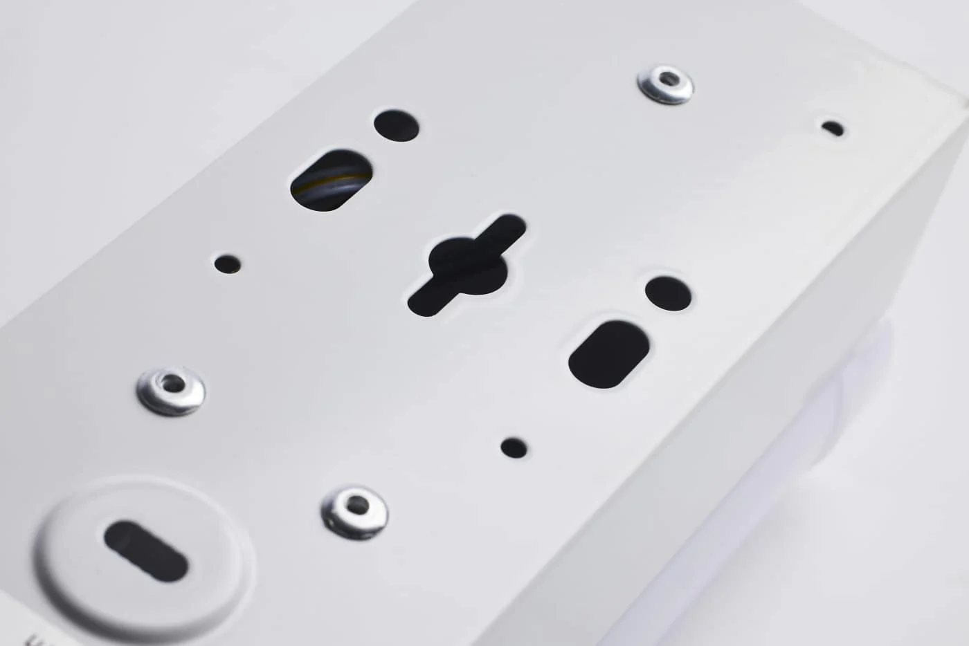 LED 2 Foot Linear Strip Light with OCC Sensor; White Finish- CCT - Image 6