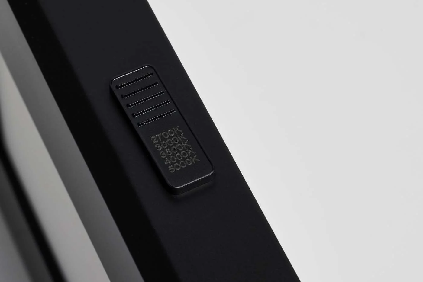 LED Black Surface Mount; 32 Watt; 5.5 in. x 36 in; CCT; 90 CRI; 120-277V - Image 6