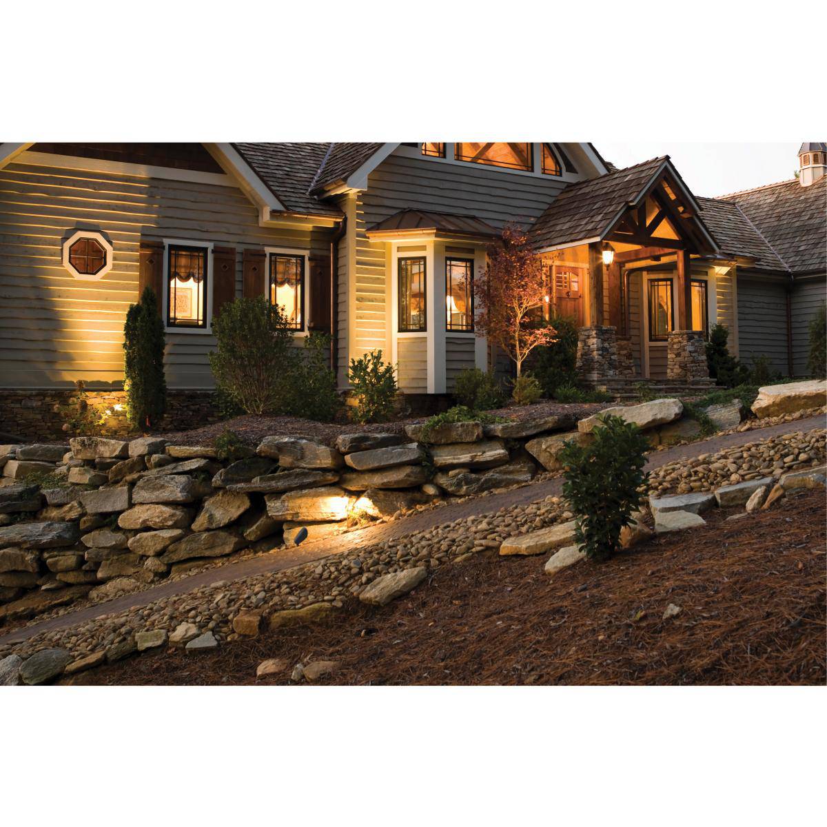 LED Landscape Flood 9W - 3000K - Bronze Finish - 120V - Image 2