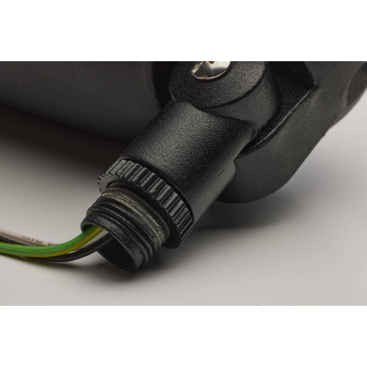 Matte Black LED Landscape Flood; 12 Watt; 3000K; 120 Volt - Image 3
