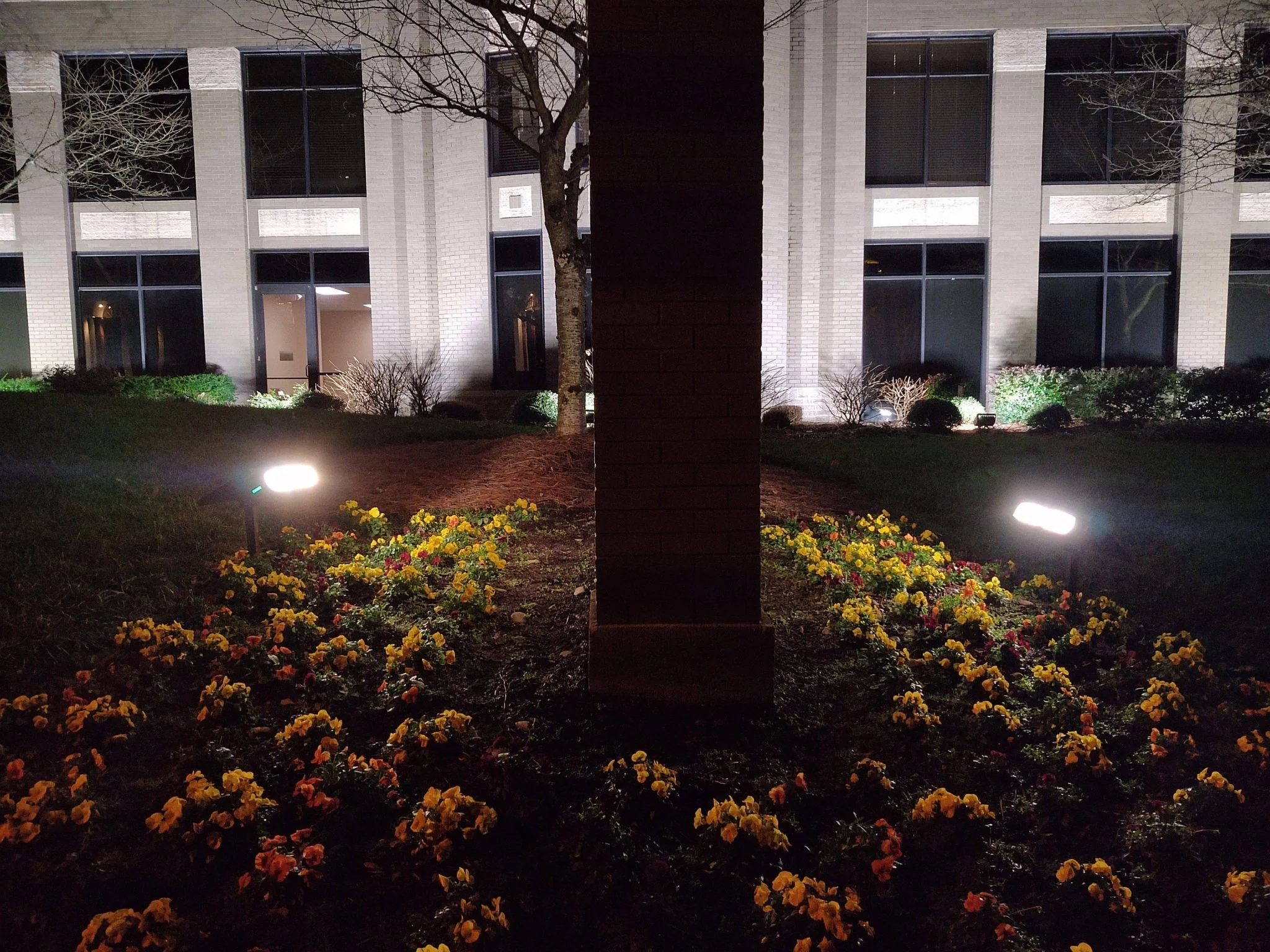 Solar LED Flood Light - 20 Watt - 2000 Lumens - 4000K - 150W MH Equal - Image 3